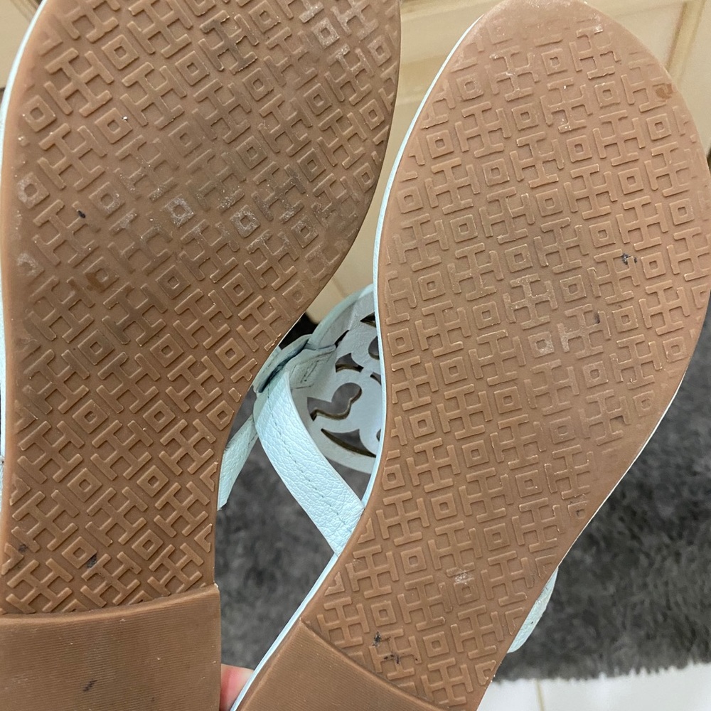 Sandals - Picture 3 of 4